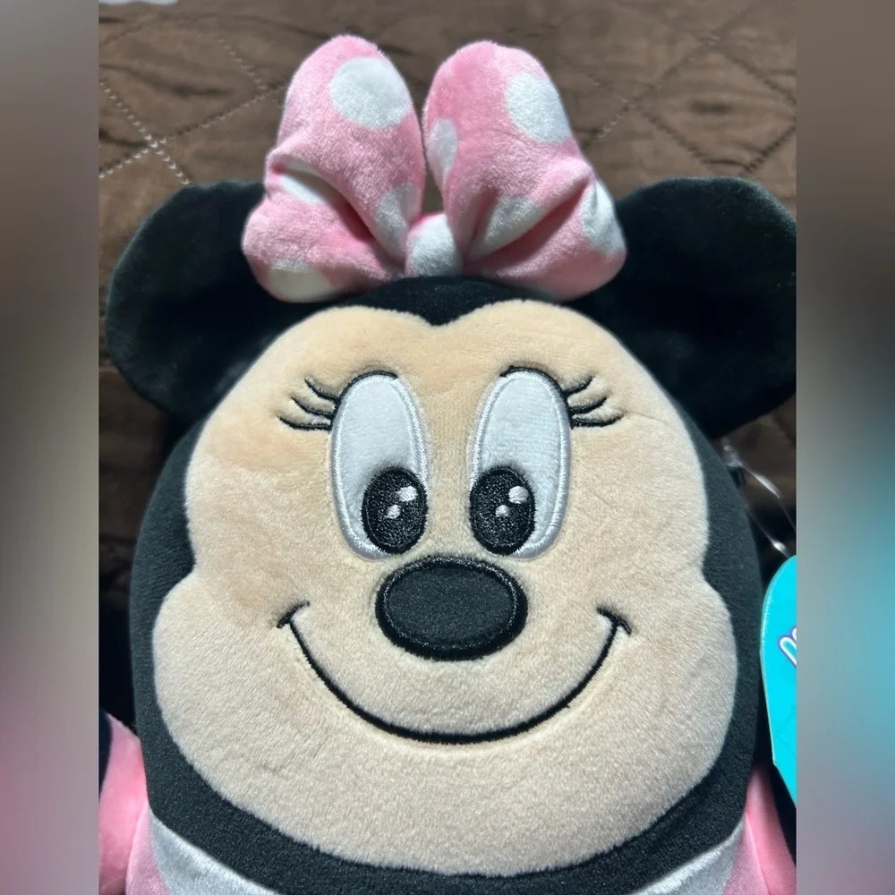❤️NWT-Disney Minnie Mouse HUG MEES - Picture 3 of 4